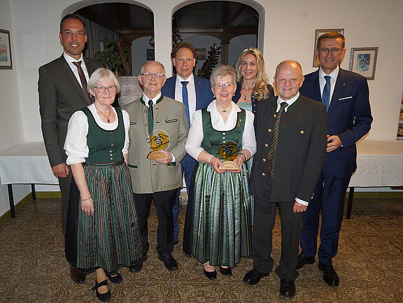 Ehrenamtshand von Wels-Land