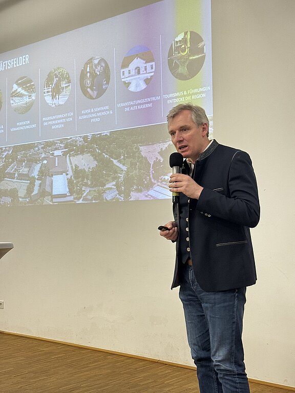 Johannes Mayrhofer Pferdezentrum Stadl-Paura