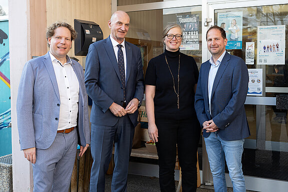 Stadtrat Markus Birner Caritas Lerncafé